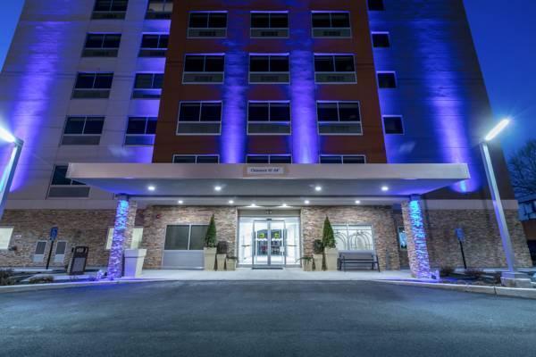 Holiday Inn Express & Suites Jersey City North - Hoboken By Ihg Exterior foto